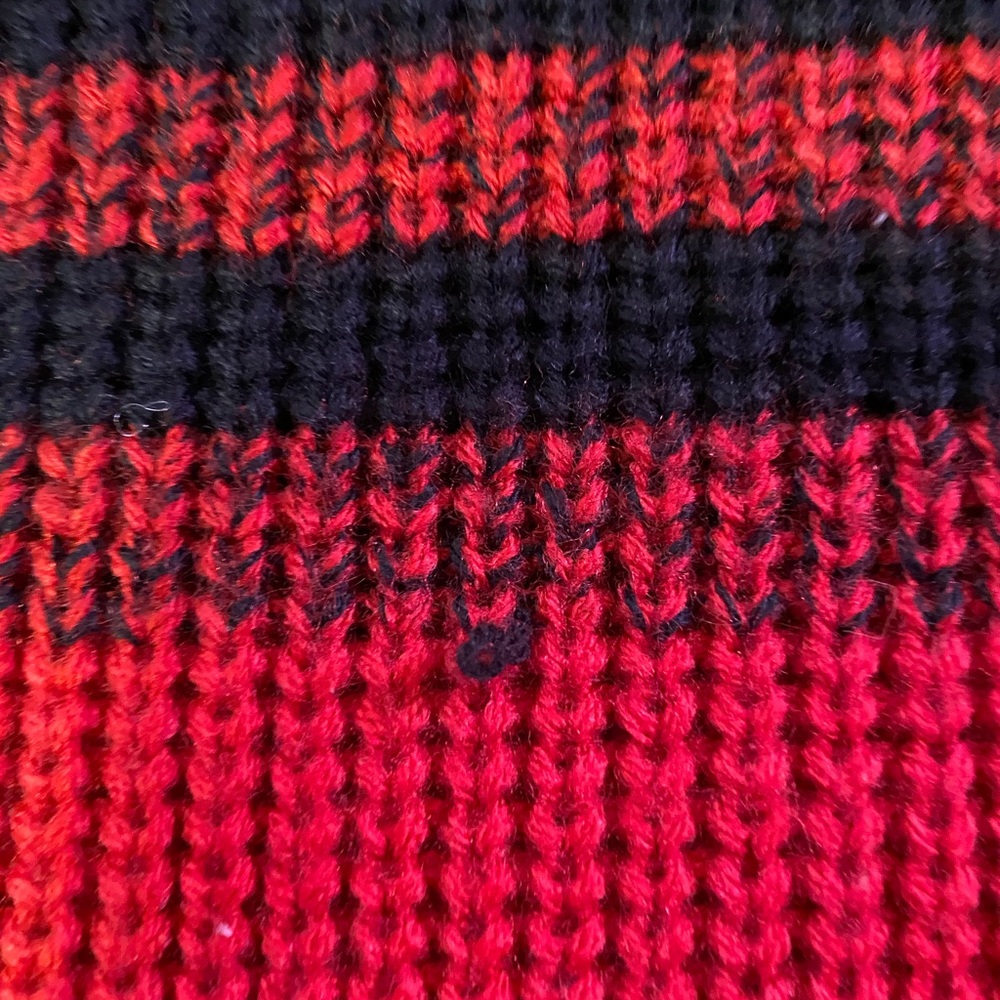 Sweater - Picture 4 of 4